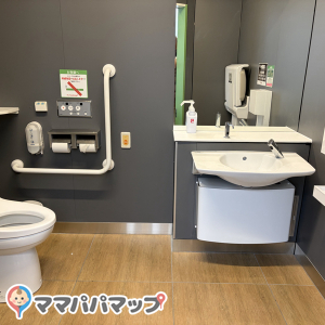 カスミ 赤羽神谷店(1F)のオムツ替え台情報 画像3