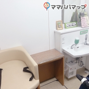 Urayasu City Central Library(1F)の授乳室・オムツ替え台情報 画像2