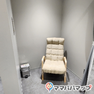 cosa（コーサ）2階の授乳室・おむつ替え台の写真(2枚目)