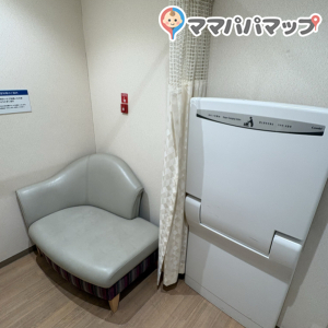 西武池袋線池袋駅地下改札内の授乳室・おむつ替え台の写真(2枚目)