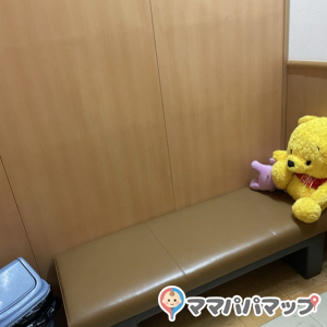 秋吉台自然動物公園 サファリランド(動物ふれあい広場)の授乳室・オムツ替え台情報 画像3