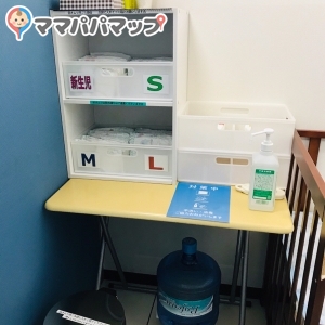 ビッグモーター春日店(1F)の授乳室・おむつ替え台の写真(1枚目)