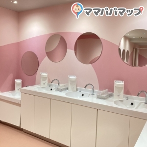 清潔感のある洗面台です。