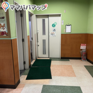 ハローデイ 井尻店(2F)のオムツ替え台情報 画像3