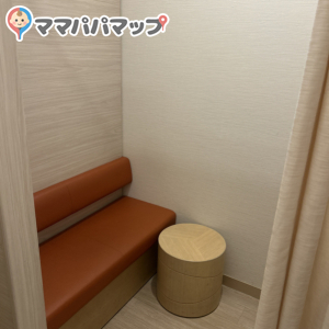 GINZA SIX(6F)の授乳室・おむつ替え台の写真(1枚目)