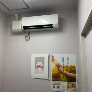 授乳室はエアコン有。