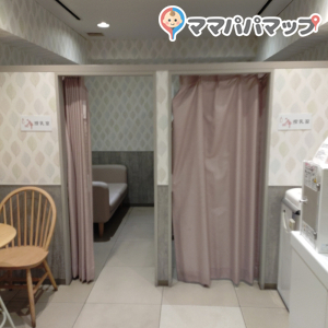 扉開けたすぐの全体図。部屋は2つでした。