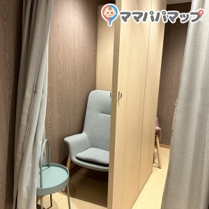 鶴舞公園休憩所(1F)の授乳室・オムツ替え台情報 画像9