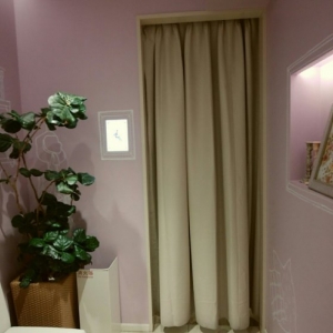 サンシャインシティアルパ 2Fベビー休憩室の授乳室・オムツ替え台情報 画像7