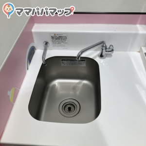 東京駅新幹線改札内ベビールーム(1F)の授乳室・おむつ替え台の写真(6枚目)