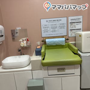 ロッテモール金浦空港店(8F)の授乳室・オムツ替え台情報 画像4