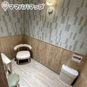 イオンモール千葉ニュータウン(3F)の授乳室・おむつ替え台の写真(1枚目)