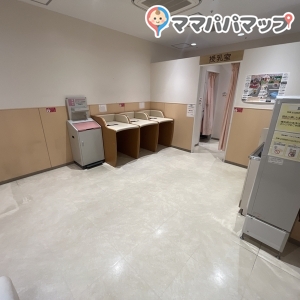 自販機は撤去された跡がありました