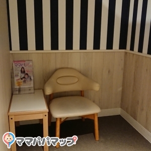 同じような部屋が3部屋あります