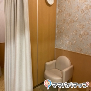 雲龍一包軒セブンパークアリオ柏店　アカチャンホンポ前(3F)の授乳室・オムツ替え台情報 画像3