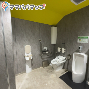 マツモトキヨシ練馬中村南店のオムツ替え台情報 画像3