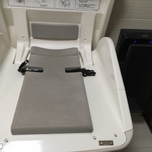 ヒルトン東京(1F)のオムツ替え台情報 画像3
