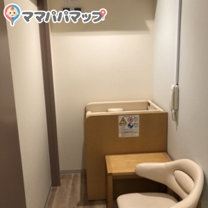 三鷹駅（改札内）(4F)の授乳室・おむつ替え台の写真(5枚目)