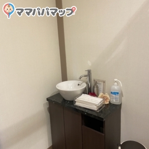 ハンドソープも手拭き用のペーパーもあるので衛生的