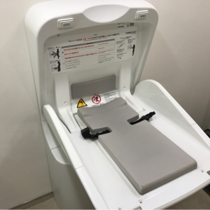 三菱東京UFJ銀行 高田馬場支店(1F)のオムツ替え台情報 画像1