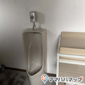 Unomachi Coffee Nara Imai(1F)の授乳室・おむつ替え台の写真(4枚目)