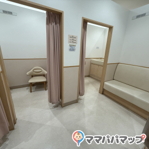 授乳室3部屋(入り口ドアに女性専用の記載あり)