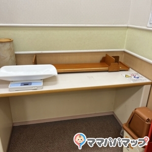 イオンモール水戸内原(3階 赤ちゃん休憩室)の授乳室・オムツ替え台情報 画像6