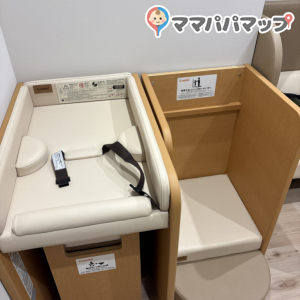 長岡京市役所の授乳室・オムツ替え台情報 画像3