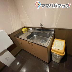 フレスタ 安芸府中店の授乳室・オムツ替え台情報 画像2