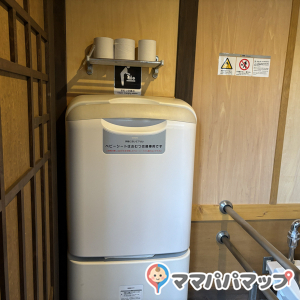 弘前城三の丸南門（追手門）公衆トイレのオムツ替え台情報 画像2