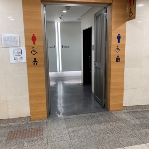 Zest Shopping Mall basement(B1)のオムツ替え台情報 画像3