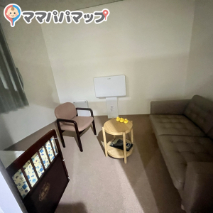 国立オリンピック記念青少年総合センター　センター棟(1F)の授乳室・おむつ替え台の写真(5枚目)
