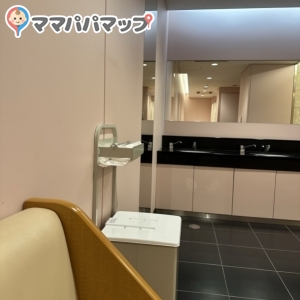 コレド日本橋(3F)の授乳室・オムツ替え台情報 画像11