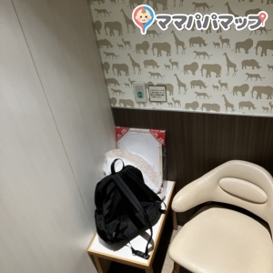 イオンモール名古屋茶屋(3F)の授乳室・おむつ替え台の写真(2枚目)
