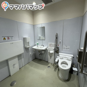 コモディイイダ金町店のオムツ替え台情報 画像1