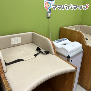ジョイフル本田 守谷店(2F)の授乳室・オムツ替え台情報 画像4
