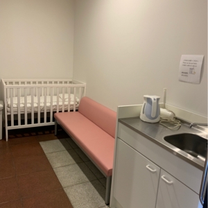 奈良市観光センター（ナラニクル）(1F)の授乳室・オムツ替え台情報 画像4