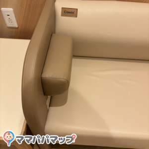 イオン札幌手稲駅前店(2F)の授乳室・オムツ替え台情報 画像2