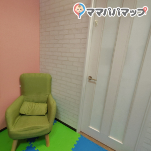 キッズランドUS内(3F)の授乳室・オムツ替え台情報 画像2
