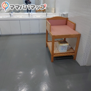 ささら屋(1F)のオムツ替え台情報 画像1