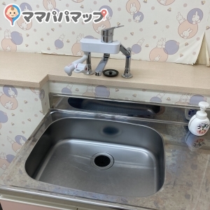 コーナン和泉中央店(１階)の授乳室・オムツ替え台情報 画像2