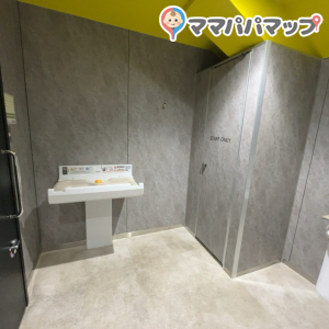 マツモトキヨシ練馬中村南店のオムツ替え台情報 画像4