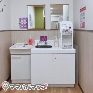 イオンモール千葉ニュータウン(1F)の授乳室・オムツ替え台情報 画像2