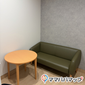 もちだんご村 もち吉工場直売所の授乳室・オムツ替え台情報 画像2