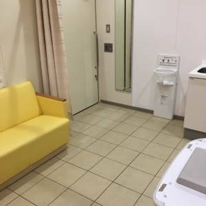 新函館北斗駅(2F改札内)の授乳室・オムツ替え台情報 画像5