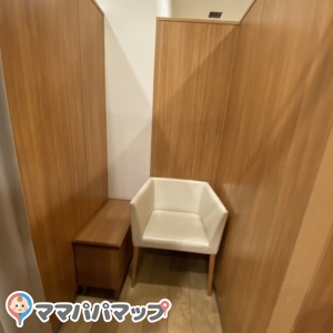 テラスモール湘南(1F)の授乳室・オムツ替え台情報 画像3