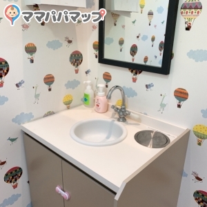 オムツのゴミは持ち帰ってくださいとゴミ箱に記載されていました。