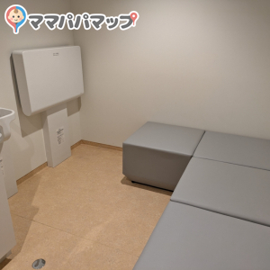 カフェ裏の授乳室
