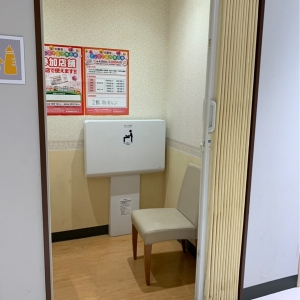 ジョーシン鶴見店(1F)の授乳室・オムツ替え台情報 画像1