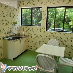 はままつ フラワーパーク(こども広場)の授乳室・オムツ替え台情報 画像4